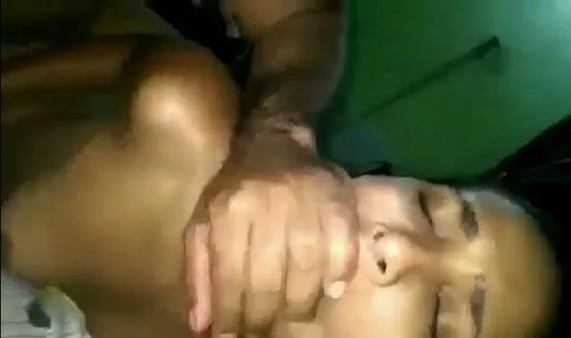 Girlfriend Karke Muh Band Full Clip